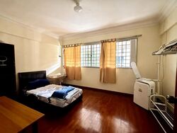 Blk 340 Jurong East Avenue 1 (Jurong East), HDB Executive #581297901